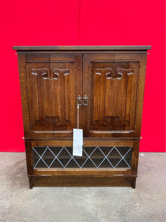 Old Mill Vintage solid oak TV unit by Quitmann furniture - storage unit.