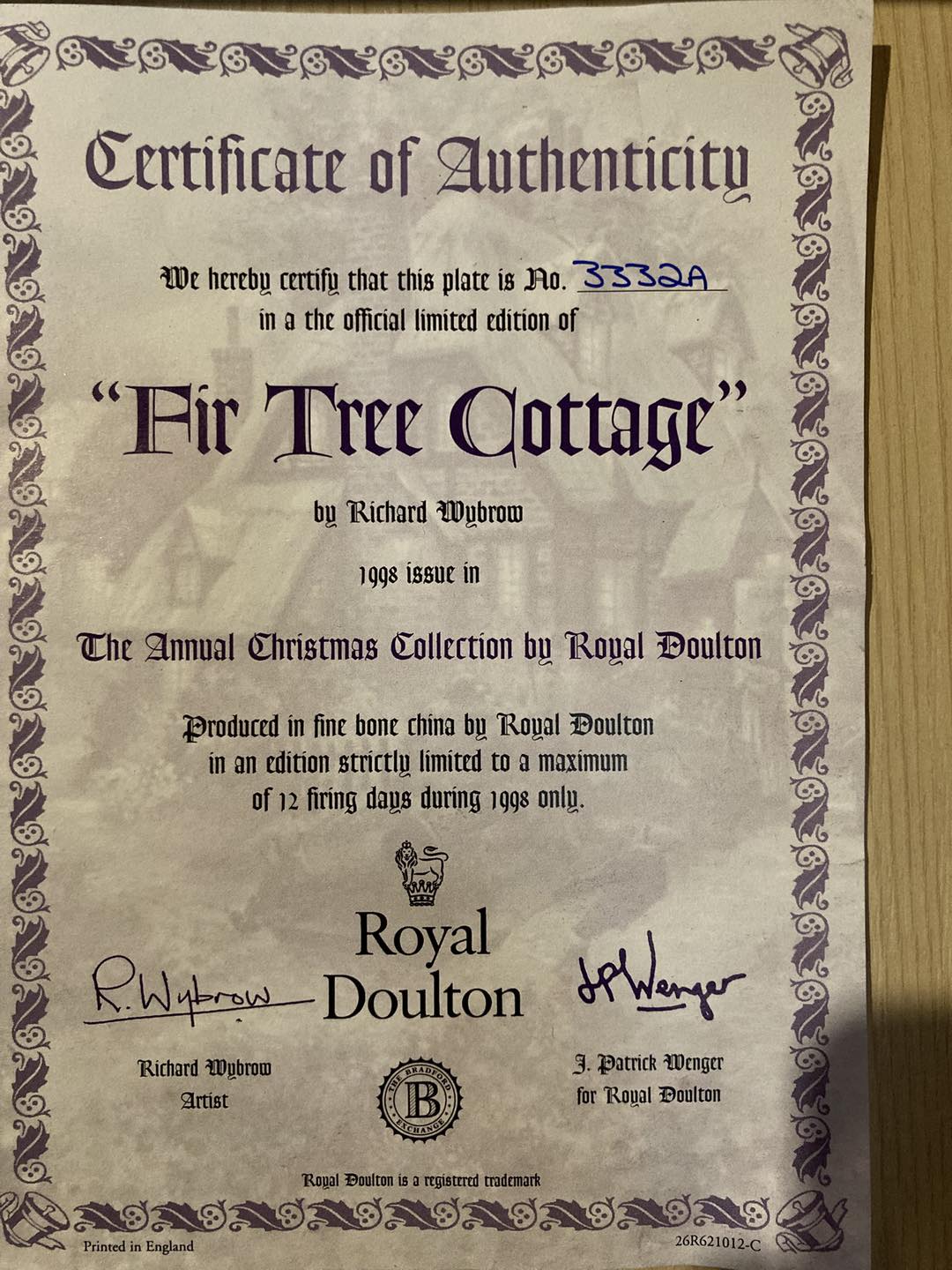 🎄✨ Fir Tree Cottage – Royal Doulton Annual Christmas Plate (1998) ✨🎄